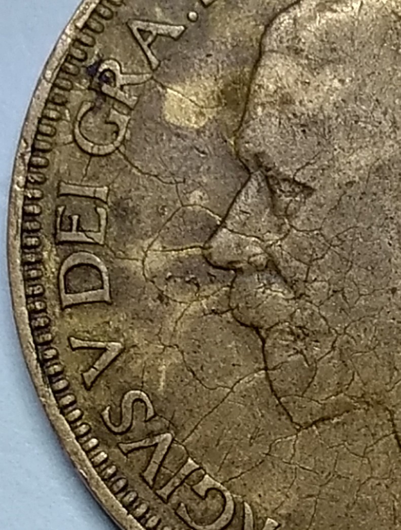 Die-Cracks-Or-Crazing-On-George-V-1933-Halfpenny